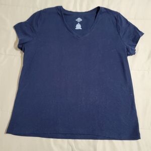 St. John's Bay Navy Blue V-neck Tshirt- Size XL
